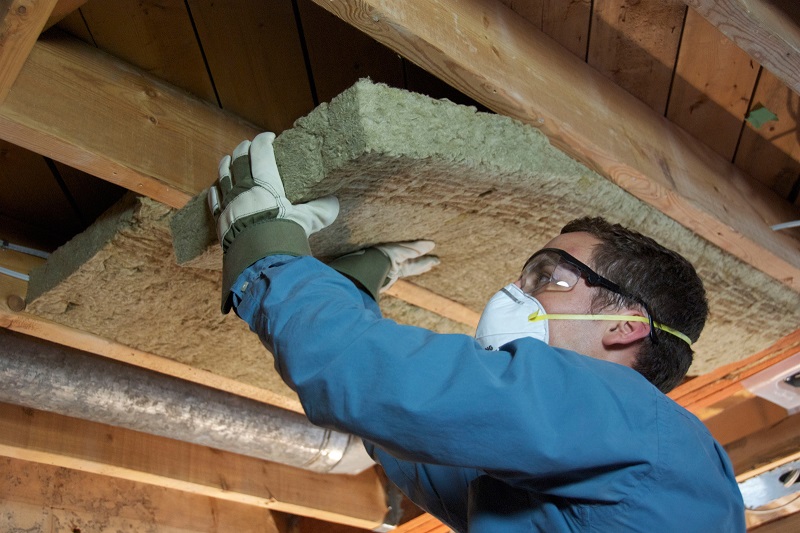 Attic Insulation Removal in Orlando